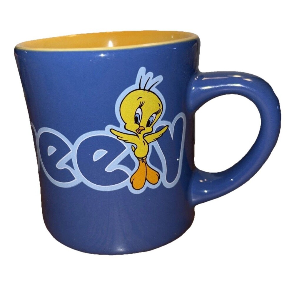 1996 Warner Bros. Studio Tweety Bird Cartoon Blue Yellow Coffee Mug Cup 12 oz